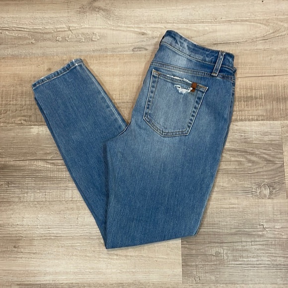 Joe's Jeans Denim - Joe’s Jeans Dana Style Light/medium wash distressed Size 30